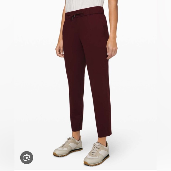 Lululemon 6 On the Fly 7/8 Ankle Pants Red Garnet EUC W5BPNS $98 Luxtreme - Picture 1 of 11